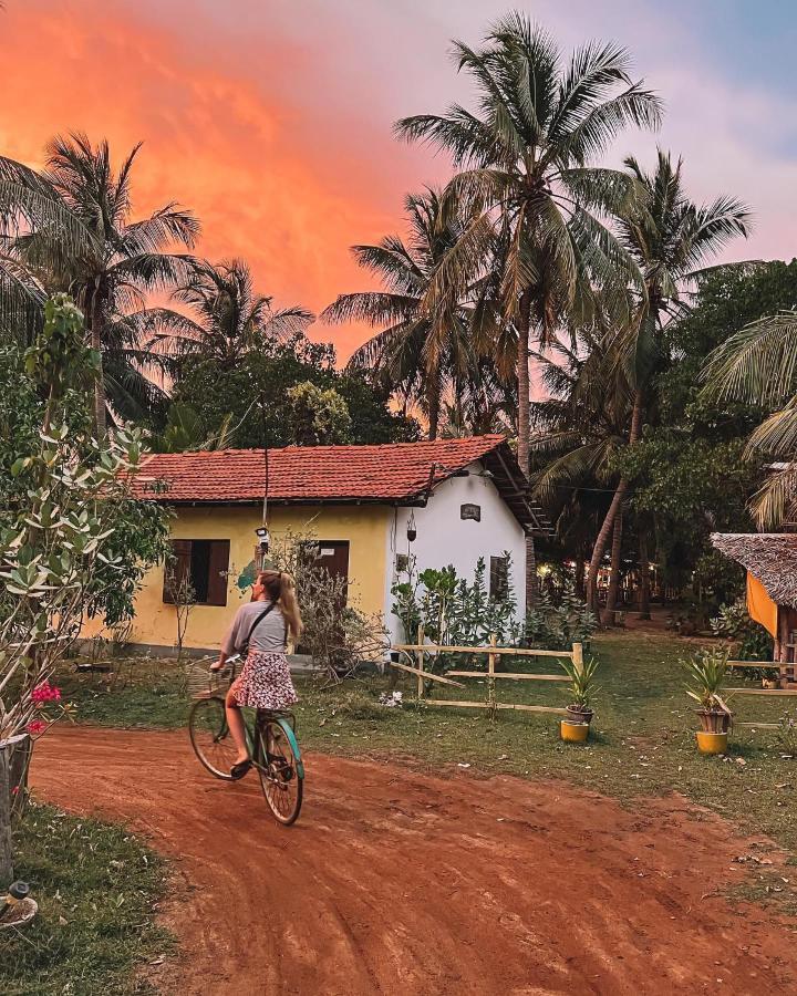 Margarita Village Kite School Kalpitiya Bagian luar foto